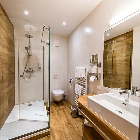 Timmerer 4* Moderbrugg