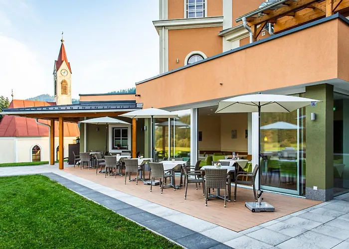 Timmerer فندق 4*